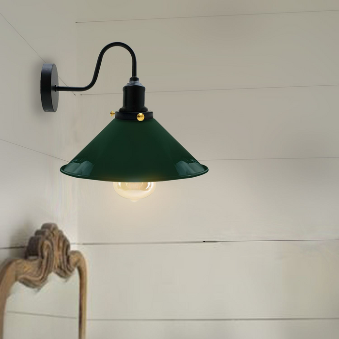 Vintage industriële zwanenhals wandlamp binnen schans metalen kegelvorm schaduw