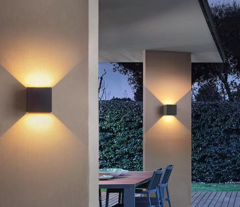 Modern 24W LED Wall Lamp – Waterproof Up & Down Lighting for Indoor & Outdoor Use, IP65 Aluminum Wall Light
