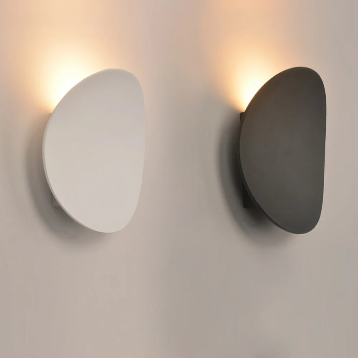 Modern LED Wall Lamp – Minimalist Round Design for Bedroom, Balcony, and TV Background Decoration