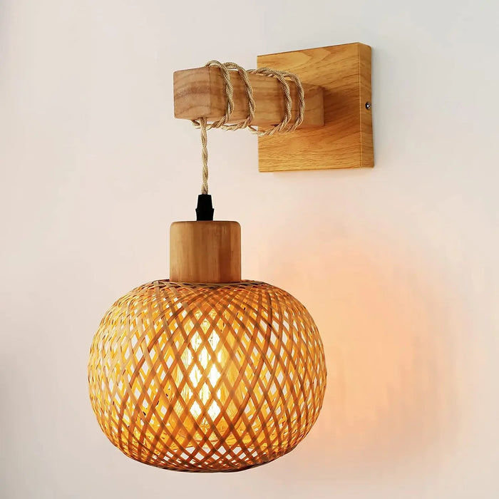 Retro Japanese Bamboo Wall Lamp – Rattan Lighting for Bedroom, Kitchen, Dining Room, and Farmhouse Decor