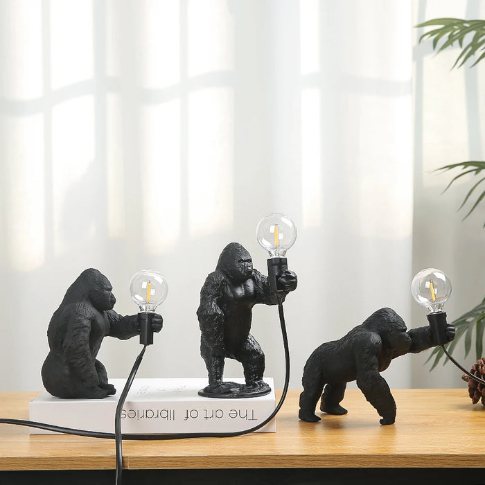 King Kong Gorilla Animal Table Lamp – Resin Night Light for Bedroom and Creative Home Decor