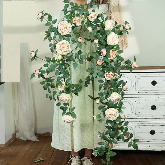 Artificial Sweetheart Roses Vine – Silk Red and Orange Rose Flower Rattan Vine for Home, Wedding, and Café Decoration