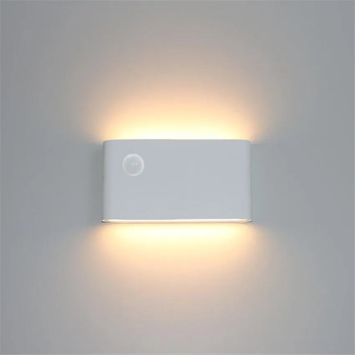 Modern LED Wall Light with Motion Sensor – IP65 Waterproof Outdoor/Indoor Wall Lamp, 12W Aluminum Fixture for Garden, Porch, Hallway