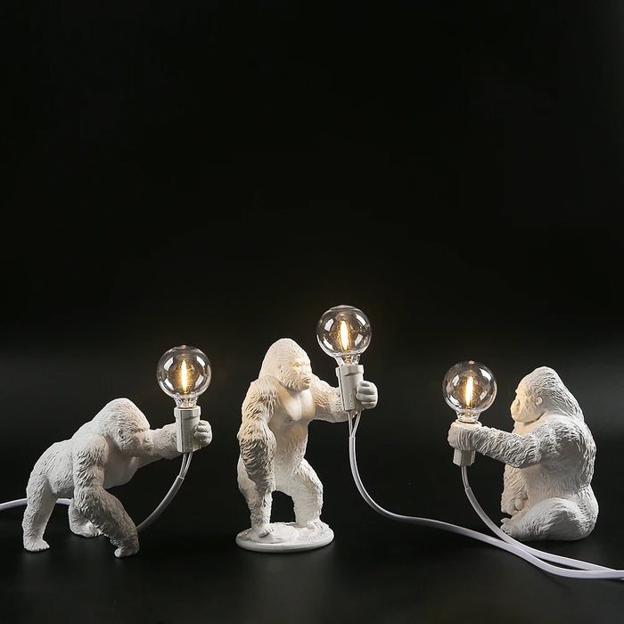 King Kong Gorilla Animal Table Lamp – Resin Night Light for Bedroom and Creative Home Decor