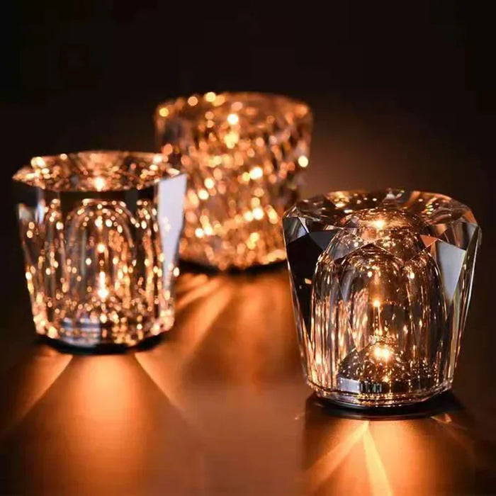 USB Rechargeable Crystal LED Table Lamp – Diamond Design for Bedroom, Bar, and Atmosphere Lighting