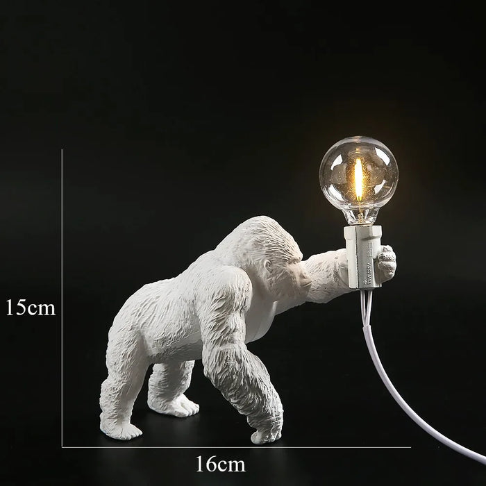 King Kong Gorilla Animal Table Lamp – Resin Night Light for Bedroom and Creative Home Decor