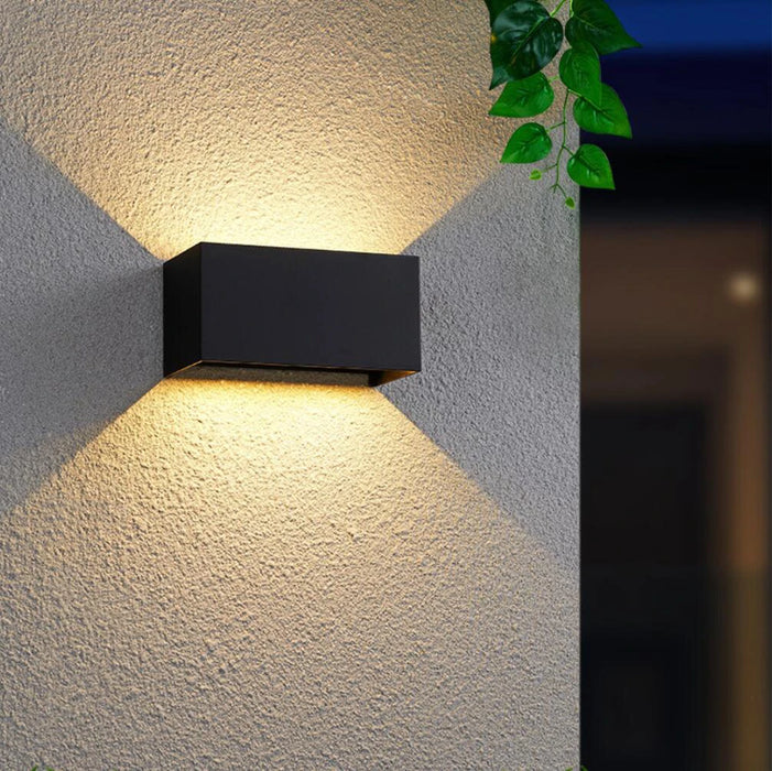 Modern 24W LED Wall Lamp – Waterproof Up & Down Lighting for Indoor & Outdoor Use, IP65 Aluminum Wall Light