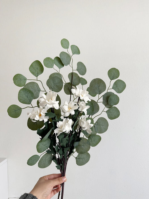 Nordic Eucalyptus Leaf Artificial Plant – Fresh Greenery for Wedding, Hall, and Home Decor