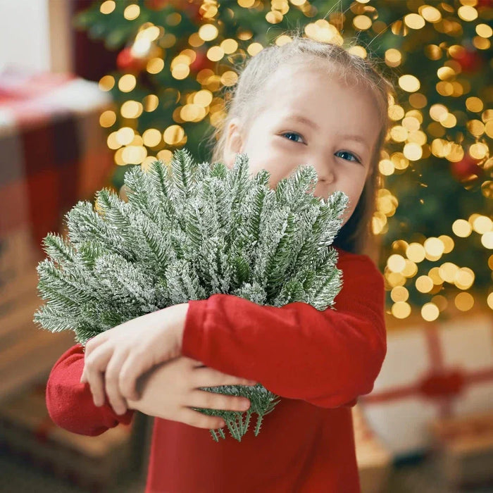 Wholesale Artificial Pine Needle Branches – Snow Frosted Green Fake Plants for DIY Christmas Wreath, Garland, and Home Decor