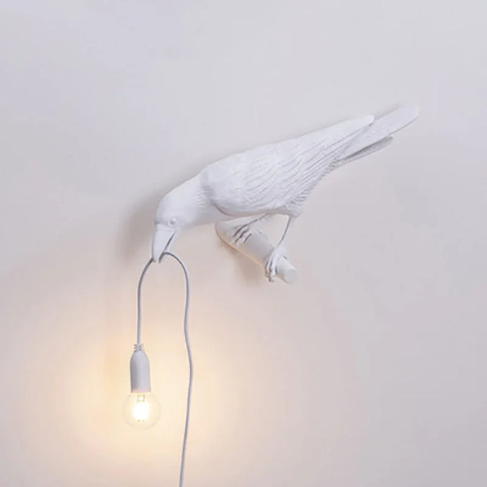 Modern Lucky Bird Table Lamp – Creative Resin Animal Design for Bedroom and Living Room