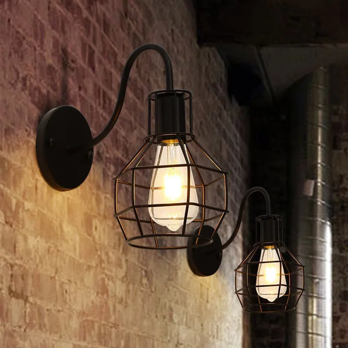 Retro Industrial Wall Light – Vintage Metal and Wood Wall Lamp for Aisles, Restaurants, and Bars