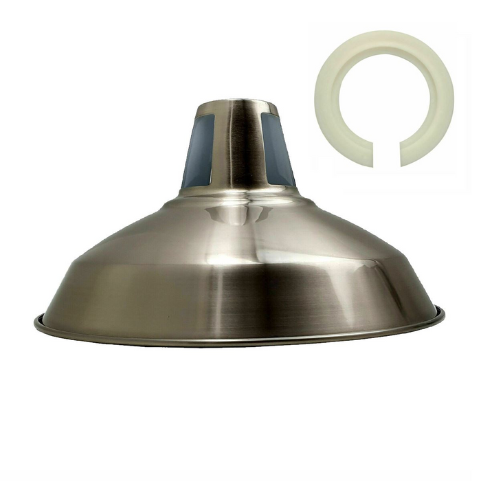 Retro metalen schuur lichte tinten plafond hangende lampenkappen